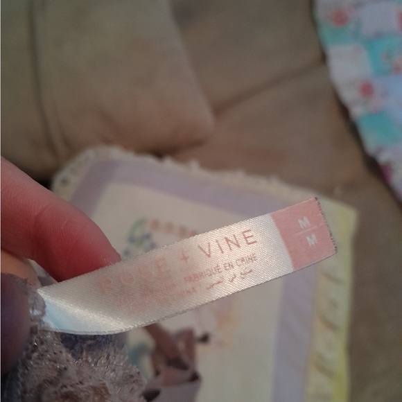 Pink Lace Bra - Picture 3 of 3